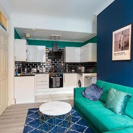 Beautiful Boutique Edinburgh Abode - Sleeps 4 Apartment Luaran gambar