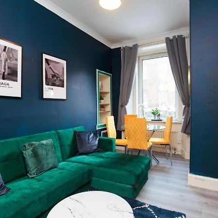 Beautiful Boutique Edinburgh Abode - Sleeps 4 Apartment Luaran gambar