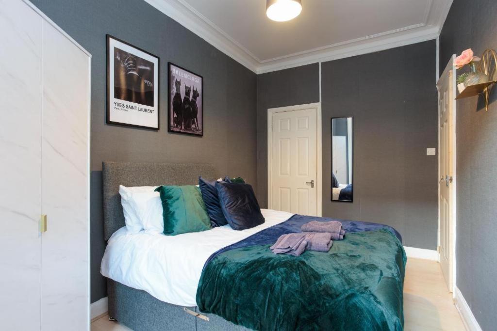 Beautiful Boutique Edinburgh Abode - Sleeps 4 Apartment Luaran gambar