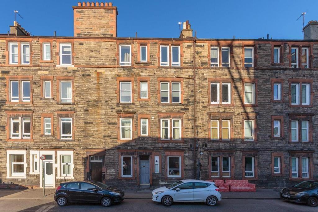 Beautiful Boutique Edinburgh Abode - Sleeps 4 Apartment Luaran gambar
